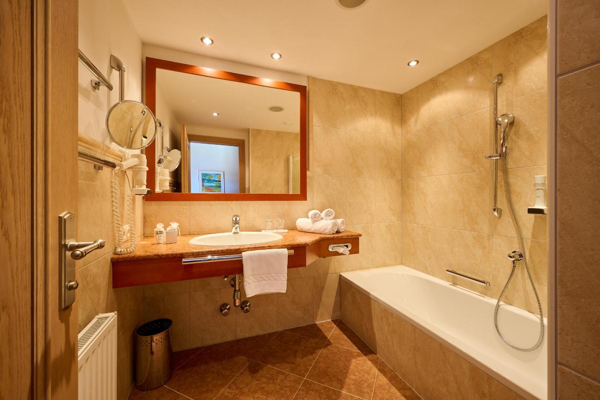 Landhotel Schermer Вестендорф Экстерьер фото